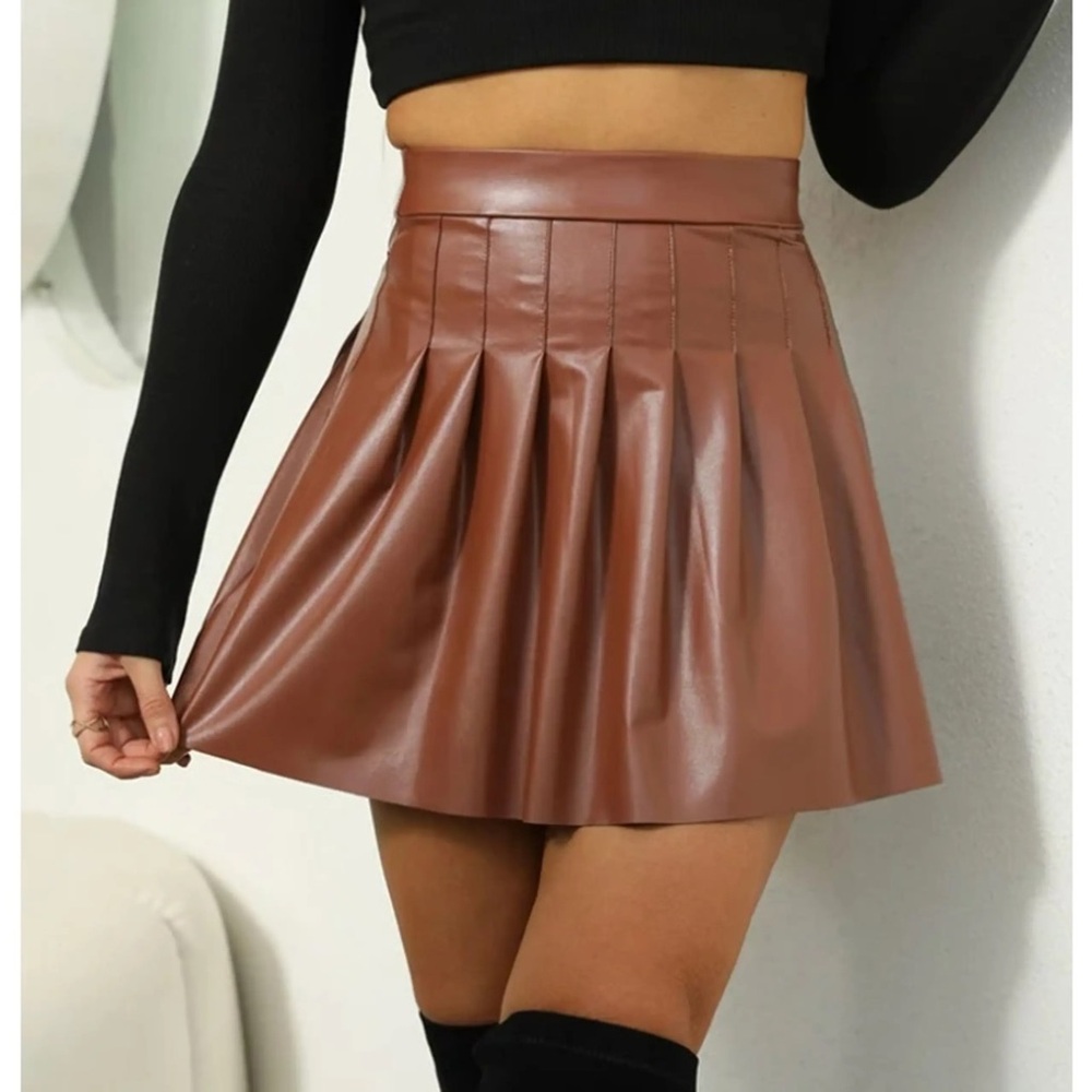 Love Tree Pleated Faux Leather Skirt
